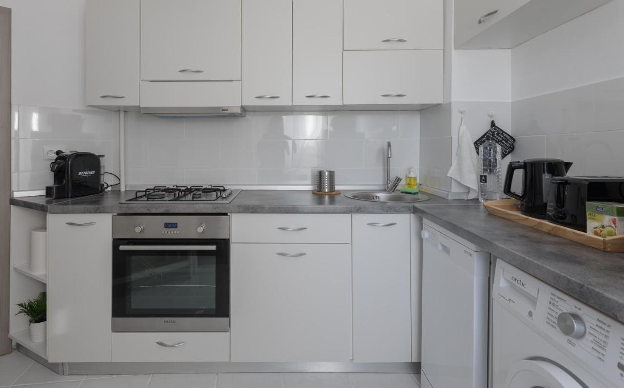 Lion'S Unirii Apartment Bucarest Extérieur photo