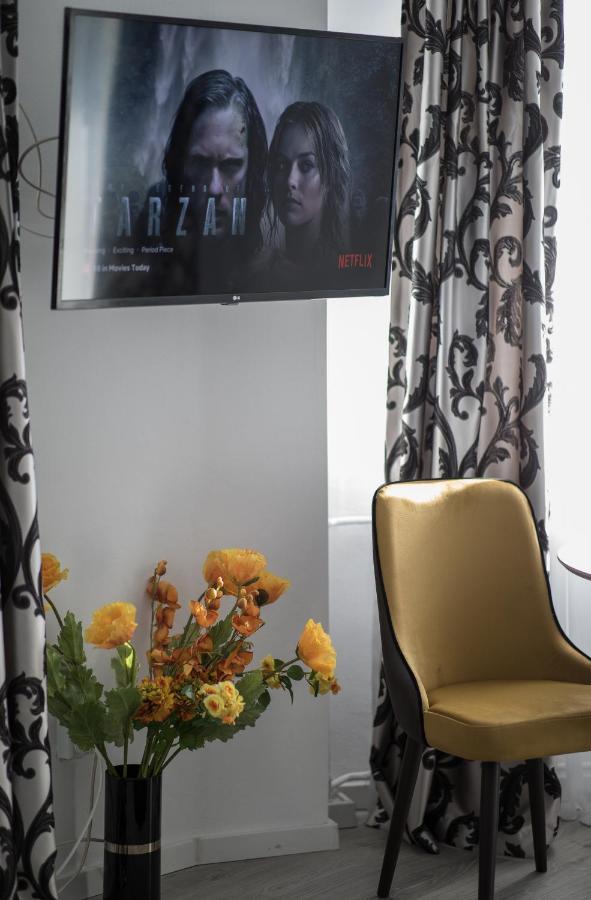 Lion'S Unirii Apartment Bucarest Extérieur photo